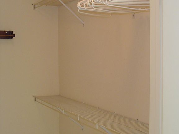 5th image of 3041 Casey Dr Unit 103