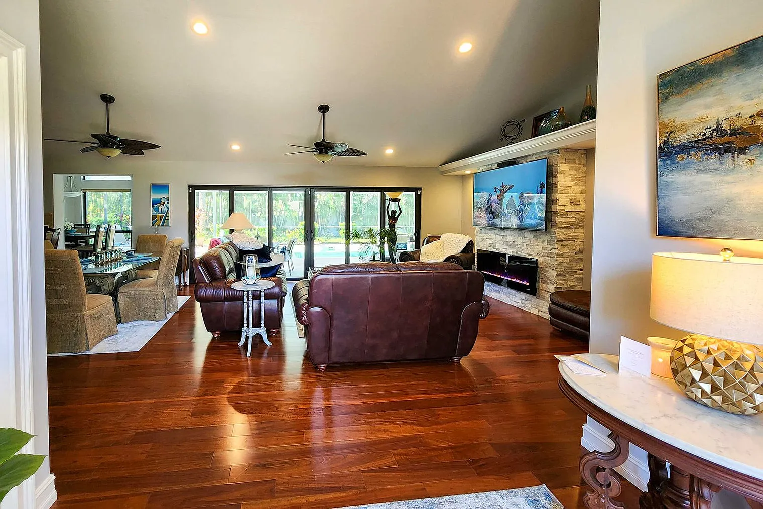 3 bed, 2.0 bath, 1894 sqft, $8,451 — Photo 1