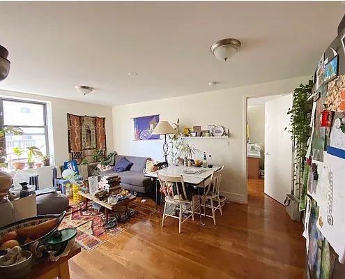 Rented by Geraldine Capasso, LREB | media 21