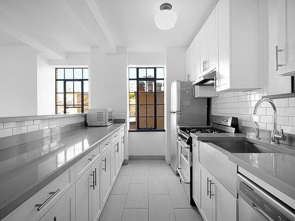 5th image of 433 W 21st St APT 7F