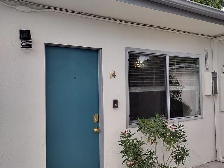 588 E. Mel Avenue - Hermosa Palms — Photo 59
