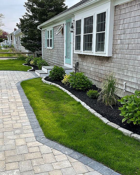 2nd image of 221 New Boston Rd