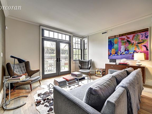 2nd image of 15 Church St Unit 29