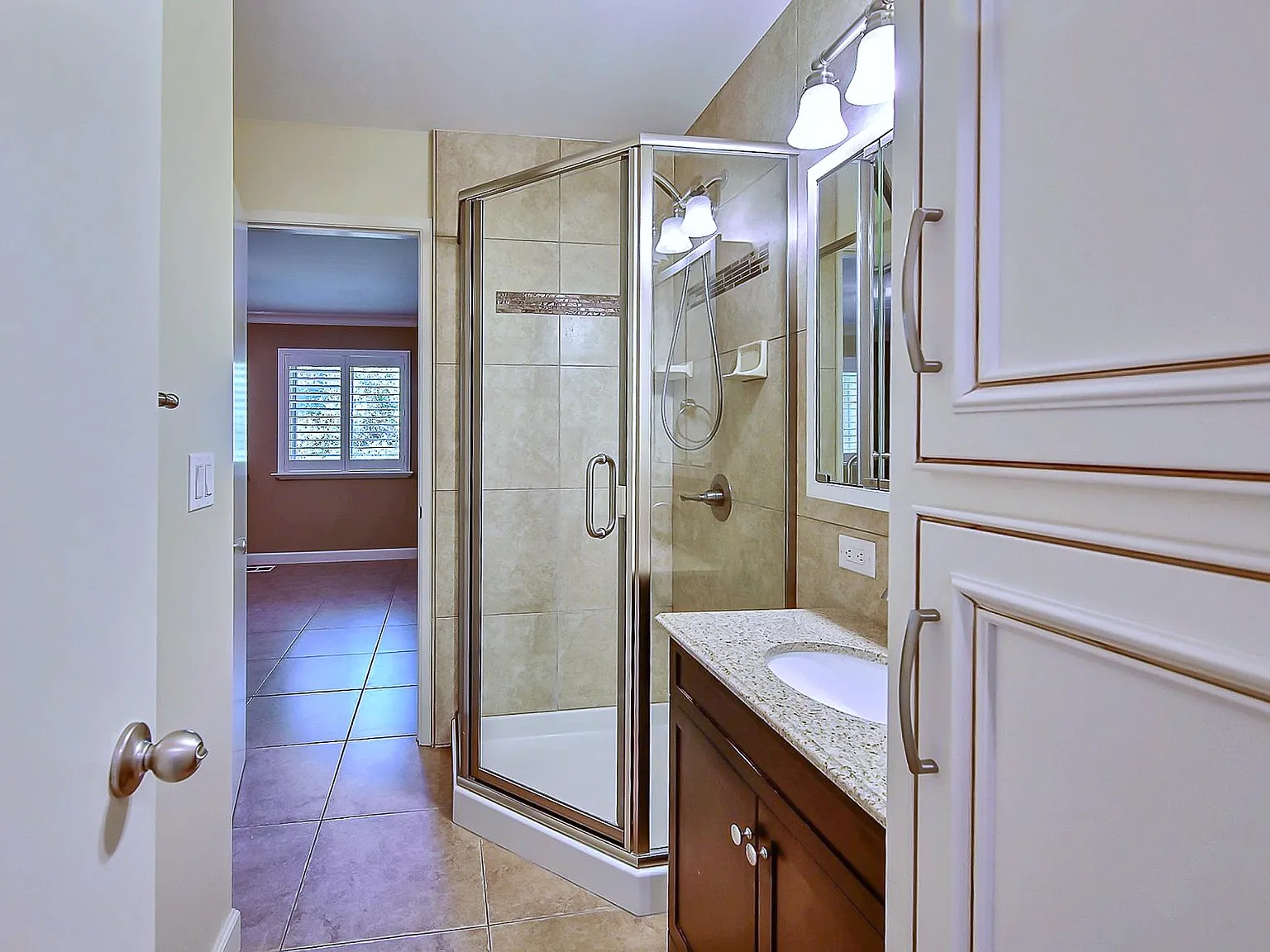 2 bed, 1263 sqft, $4,000 — Photo 2