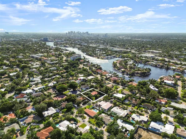 2530 NE 24th Street, Fort Lauderdale, FL 33305