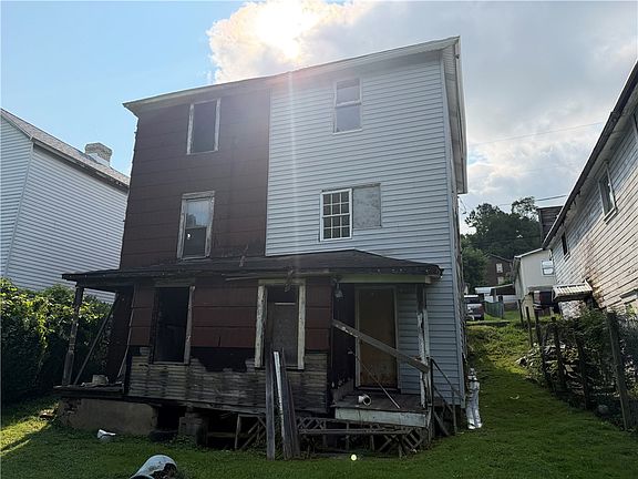 3rd image of 7 Ridge St