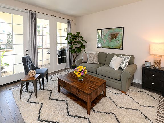 4th image of 5935 Playa Vista Dr APT 207
