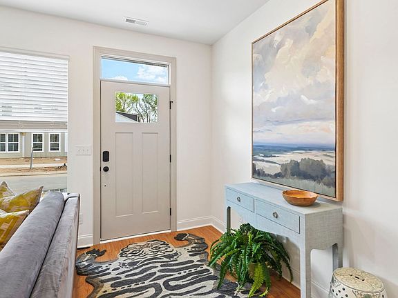 3rd image of 12003 Cummin Ave #13217