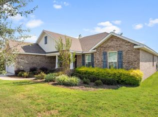 91 Sweet Tea Ln, Freeport, FL 32439