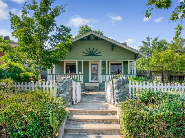 4732 9th Ave, Sacramento, CA 95820
