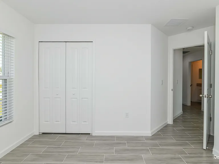 1251 Amazon Ln — Photo 12