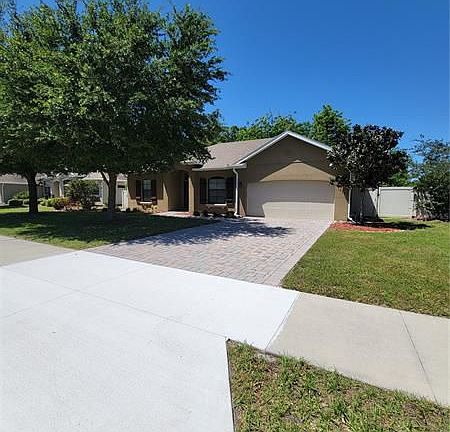 2nd image of 1532 Lancashire Way