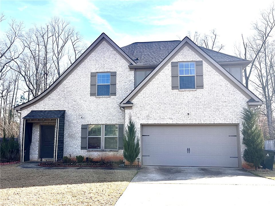 1st image of 1561 N Camden Dr