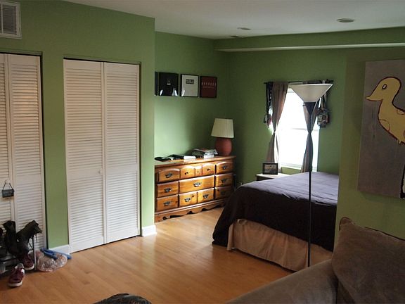 5th image of 1284 N Milwaukee Ave APT 4B
