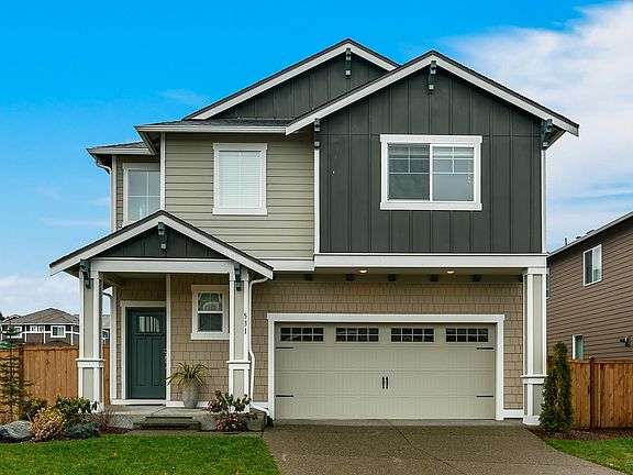 2nd image of 531 Rosewood Dr SW