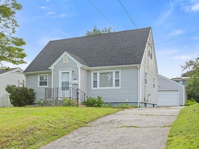 97 Travis Drive, Bridgeport, CT, 06606