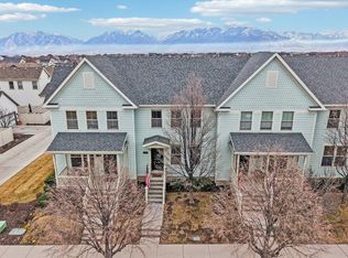 10693 S Topview Rd W, South Jordan, UT 84009