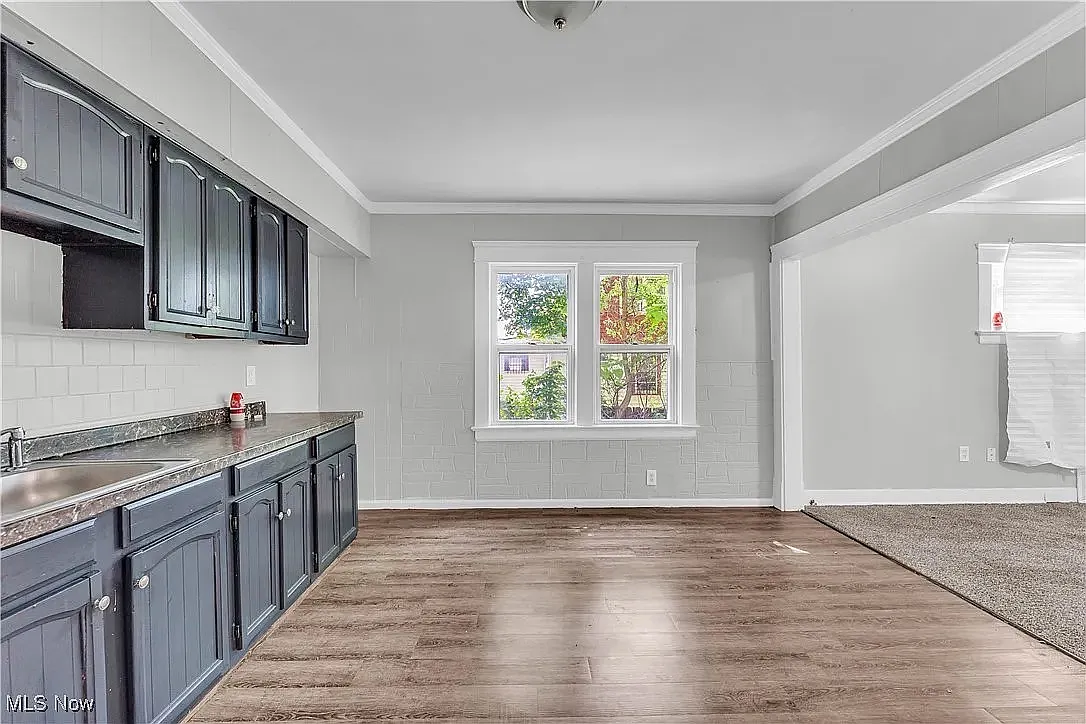 2 bed, 1000 sqft, $1,000 — Photo 4