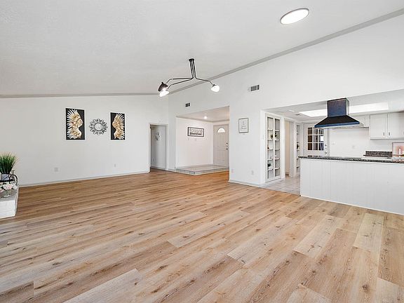 2nd image of 7831 Martin Wood Lane