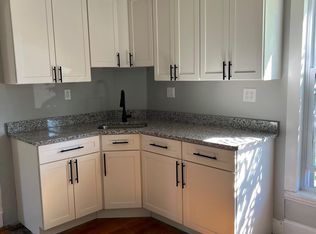 412 Amherst St #2, Manchester, NH 03104