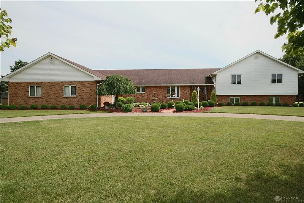 420 Chamberlain Rd photo 1