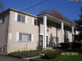 1822 Cromwell Dr, Akron, OH 44313
