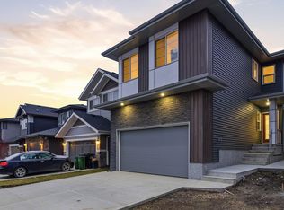 2532 210th St NW, Edmonton, AB T6M 2M7