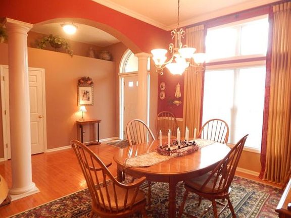 5th image of 6263 Chapel Way Ct