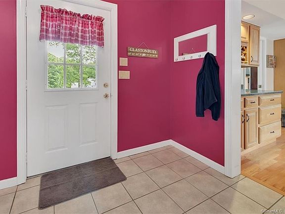 4th image of 57 Zenith Ln
