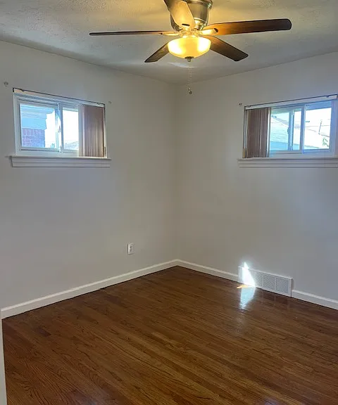 25375 Collingwood St — Photo 7