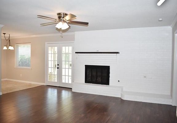 Living Room w/ Fireplace