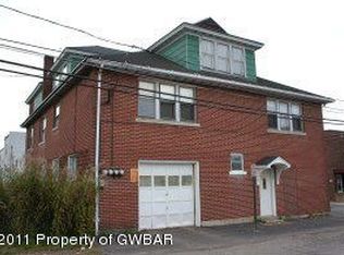 718 N Manhattan Ct, Hazleton, PA 18201