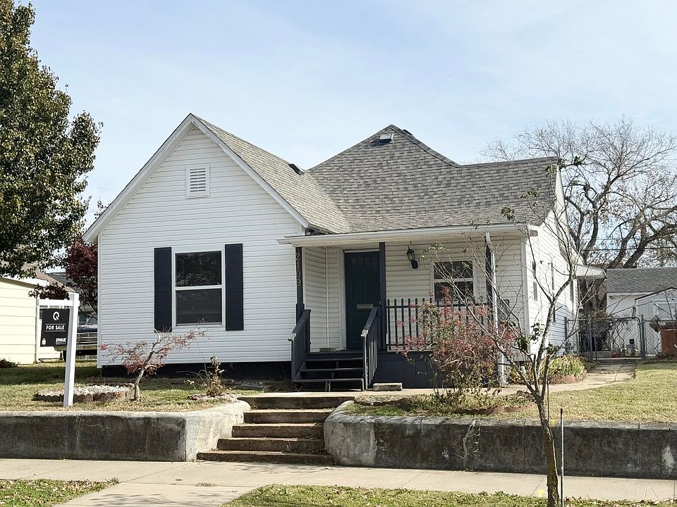 1st image of 2109 S Moffet Avenue