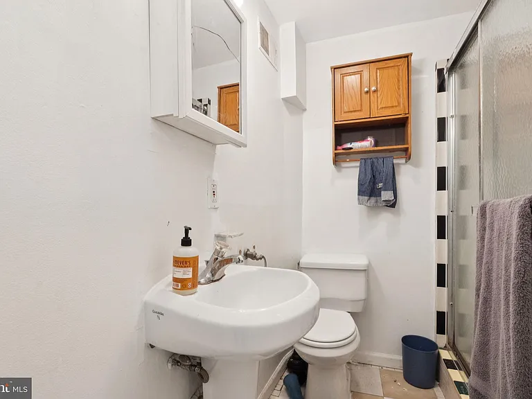 1722 N Willington St — Photo 13