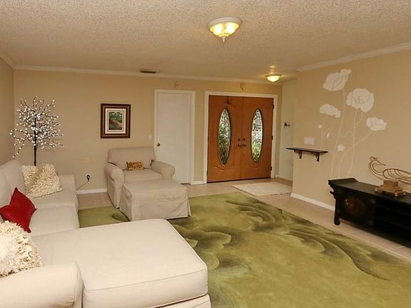3rd image of 9649 Wilsky Blvd APT 4