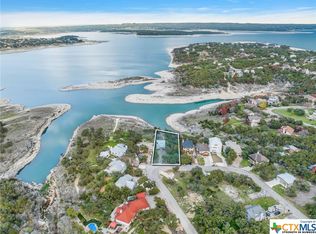 1216 Rip Jay Cir, Canyon Lake, TX 78133