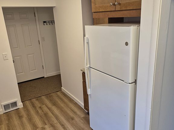 5th image of 1431-1433 Hopkins Ave