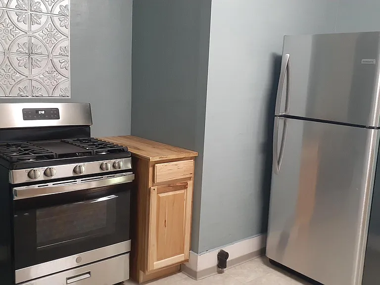 38 E Union St #UPPER — Photo 5