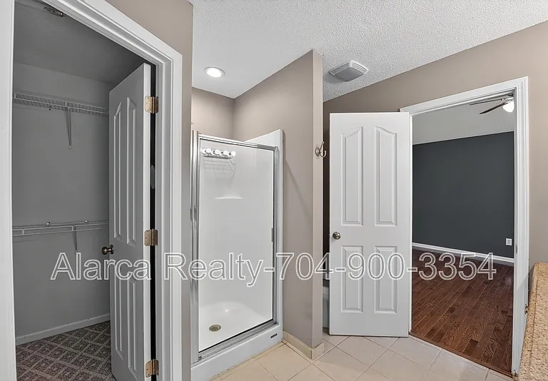 290 Sweet Martha Dr — Photo 16