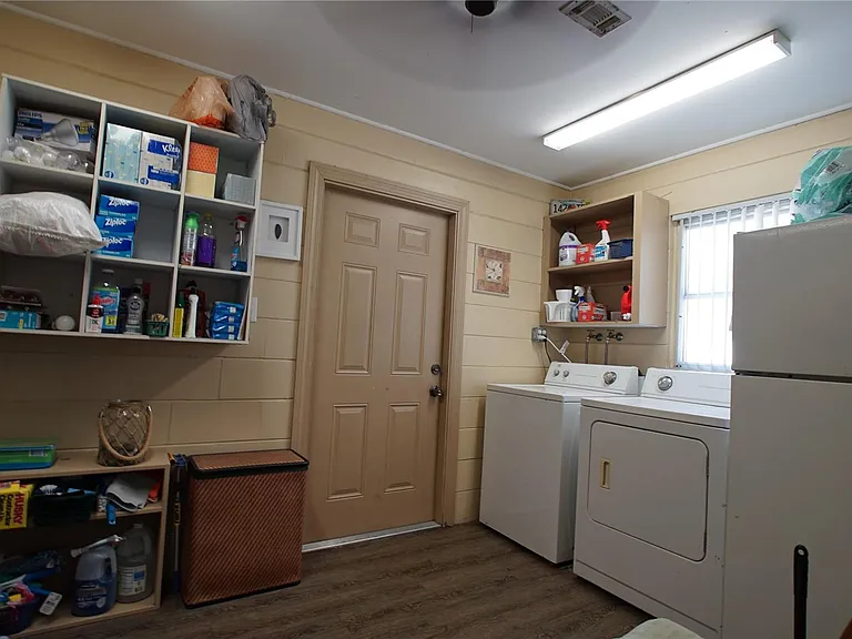 916 Vermont Ave — Photo 11