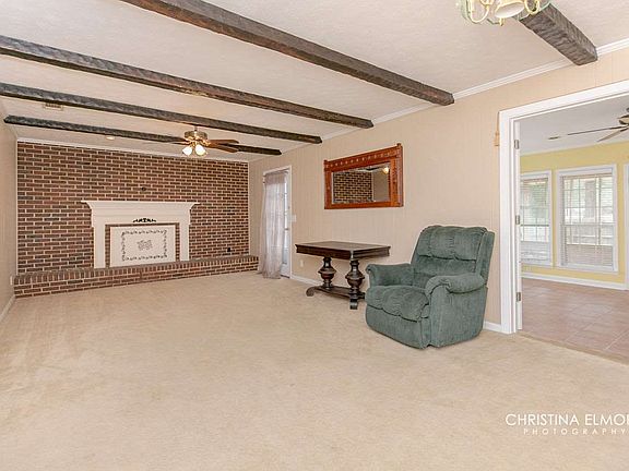 5th image of 37 Airport Subdivision Rd