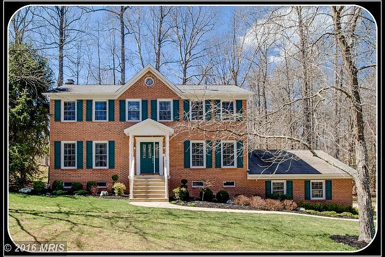 1st image of 107 Wintergreen Ln