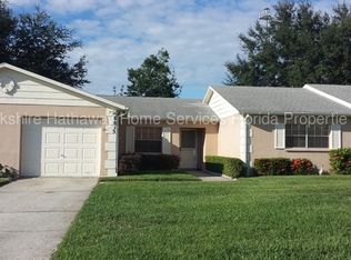 8815 Manos Cir, New Port Richey, FL 34655