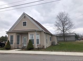 140 W Oak St, Campbellsburg, IN 47108