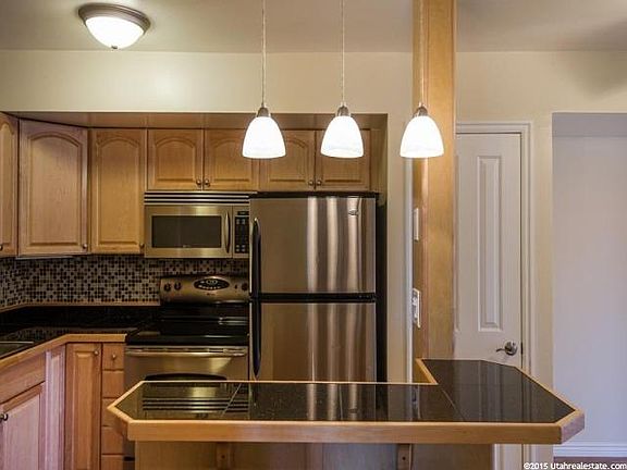 5th image of 1032 E 400 S APT 606B
