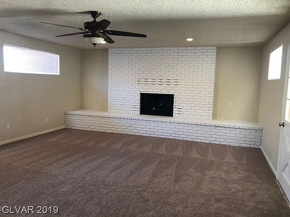 4th image of 6997 Pinebrook Ct