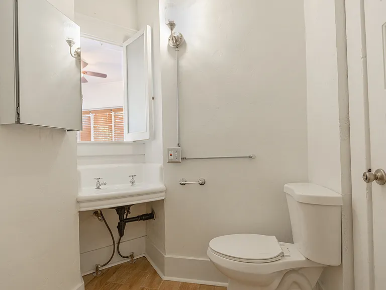 506 S 5th Ave #2 — Photo 16
