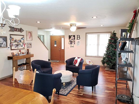 2nd image of 51552 Duncan Dr