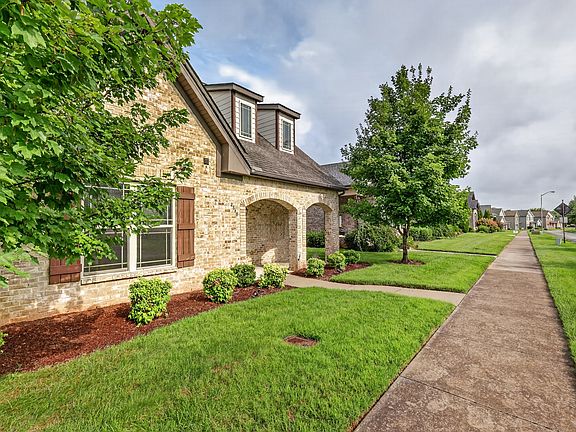 5th image of 2848 Cason Ln