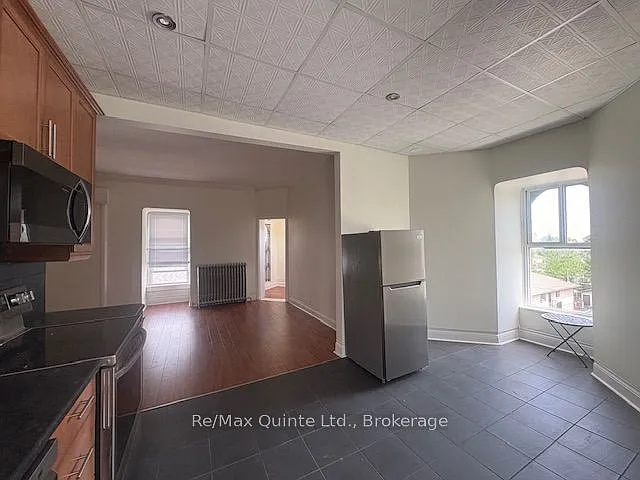 116 King St #5 — Photo 7